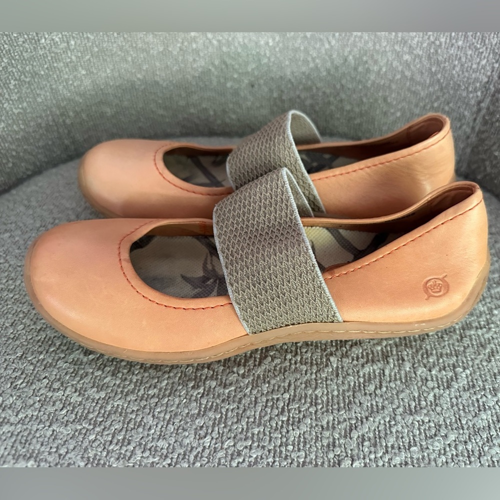 BORN shoes slips one Mary Jane elastic strap peach